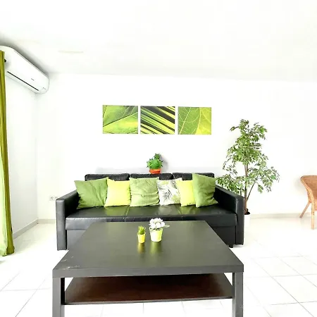 Apartment Maravilloso Apartamento De Un Dormitorio, Cerca De Playa Los Charcos En Lanzarote *